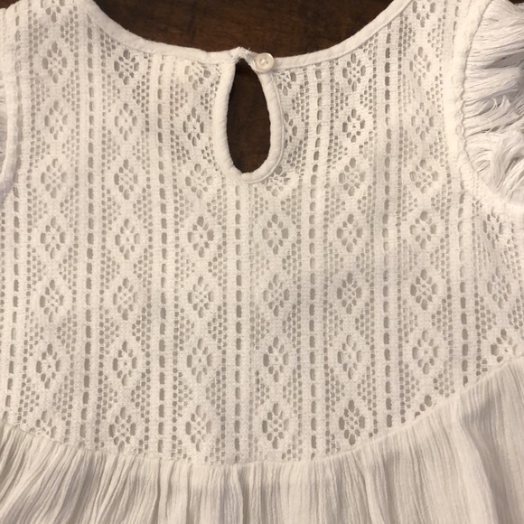 Arizona Jeans white flowy tank - Picture 4 of 6